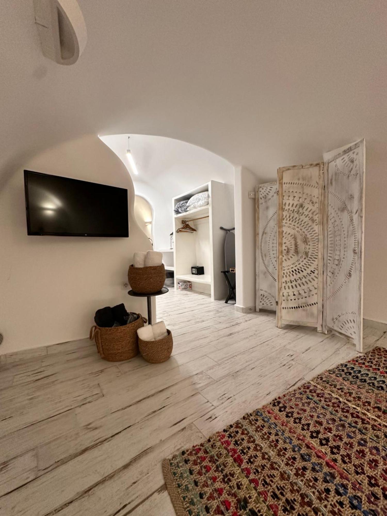 Avenoir 1Bedroom Luxury Cave Villa Vóthon Exteriör bild